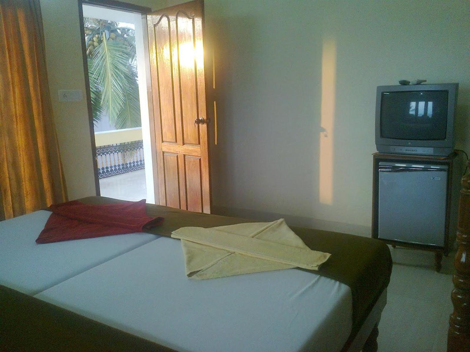 Beach Florra Inn Ковалам Экстерьер фото