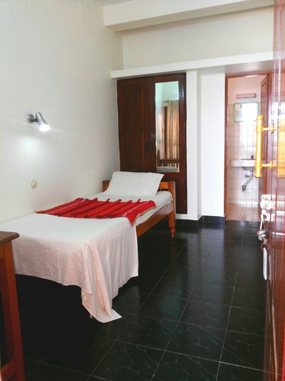 Beach Florra Inn Ковалам Номер фото