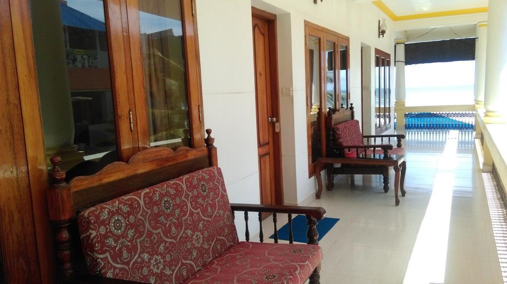 Beach Florra Inn Ковалам Экстерьер фото