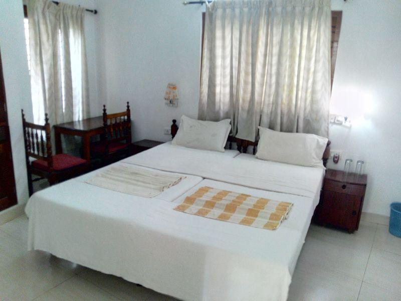 Beach Florra Inn Ковалам Номер фото